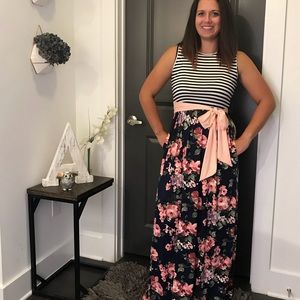 Maxi Dress with pockets